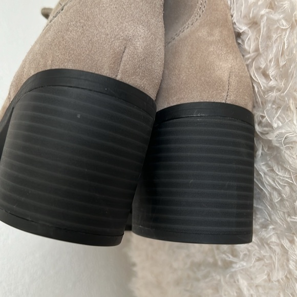 New!! Dolce Vita Nigel Tan Suede Lace Up Side Lug Sole Zip Ankle Boots Sz 8 - Picture 5 of 10